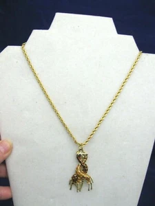 GOLDTONE NECKLACE WITH PAIR OF GIRAFFES PENDANT - Picture 1 of 4