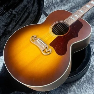 Gibson: SJ-200 Studio Walnut Satin Walnut Burst - Picture 1 of 11