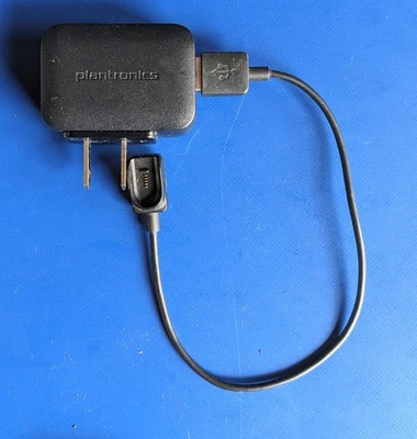 Genuine Plantronics Voyager Legend Bluetooth Headset Charger & USB Cable Adapter - Image 1 of 4