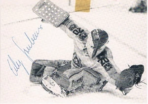 Edgar «Edi» Grubauer 1954-2022 Swiss Icehockey autograph signed 4"x6" photo - Picture 1 of 1