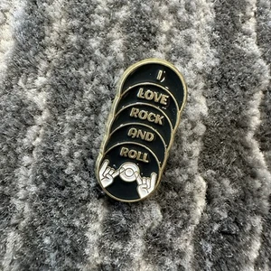 Music Enamel Pin CDs Stacked I Love Rock And Roll Hat Cap Lapel Band Backpack - Picture 1 of 4
