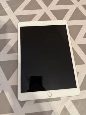 Apple iPad 7. Generation 128GB - Bild 1 von 4