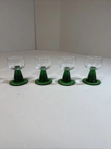 Luminarc Roemer Gläser mit grünem Sockel Bienenstockstiel 11 cm Glas (4er Set) - Bild 1 von 4