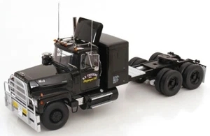 Superbe Camion Mack RL700L  1974 echelle 1/18 longueur 45cm ,neuf,noir - Photo 1/9
