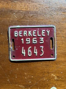 Matrícula de bicicleta de metal Berkeley California 1963 vintage - Imagen 1 de 2
