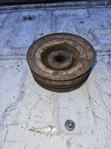 Cub Cadet 48 Inch Deck Center Puĺley 122 123 124 125 126 127 128 129 - Picture 1 of 3