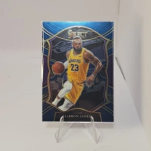 Panini Select Concourse LeBron James Blue 2020-21 - Imagen 1 de 2
