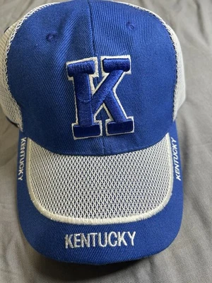 Gorra Kentucky Wildcats logotipo K ajustable azul y blanco con tirantes BBN UK Foto 1 de 4