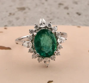 3.21 TCW Oval Sambianischer Smaragd Kunstdiamanten Grown Cvd Diamant Ring 18k - Bild 1 von 7