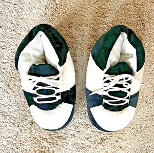 AEROPOSTALE Puffy Sneaker Slippers (size M) - Picture 1 of 6