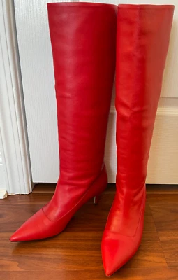 Женские кожаные громоздкие сапоги Paul Andrew высотой до колена с красным заостренным носком. Размер 7,5 - Изображение 1 из 4