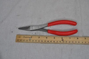 SNAP ON TOOLS 61ACP 8" Duck Bill Pliers RED HANDLE FLAT NOSE PLIERS - Picture 1 of 6