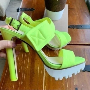 Jessica Simpson Women's Sarey Sandals - Picture 1 of 18