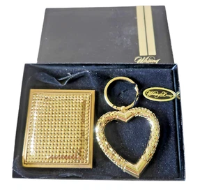 Vintage Whiting & Davis Reise Spiegel und Herz Schlüsselanhänger Set in Schachtel Gold - Bild 1 von 6