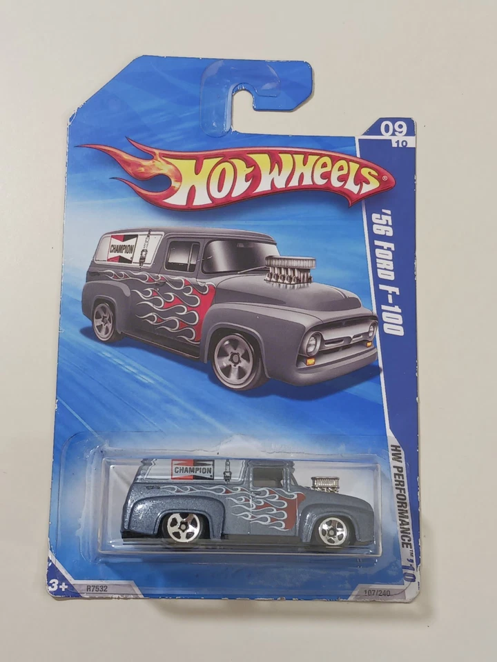 Camión de panel Ford F-100 Champion #107 Hot Wheels 2010 Performance '56 Foto 1 de 4