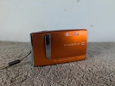 Fujifilm Digital Camera FinePix Z10fd 7.2MP Orange Tested - Image 1 of 4
