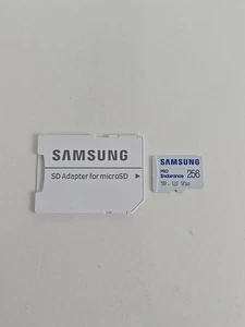Carte mémoire MicroSDXC Samsung PRO Endurance 256 Go UHS Speed Class 1 avec adaptateur - Photo 1 sur 7