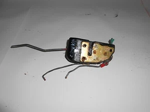 Cerradura puerta delantera derecha Chrysler Voyager año 1995-2000 - Imagen 1 de 1