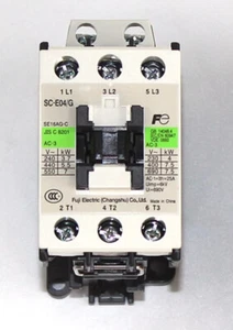 1PCS Fuji Electric DC Electrical Contactor SC-E04/G DC220V - Picture 1 of 1