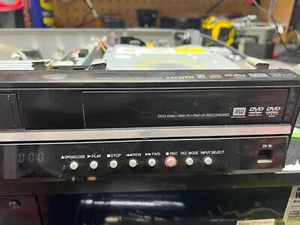 Toshiba D-VR600KU DVD Recorder VCR VHS DVD RW Some Parts - Picture 1 of 8