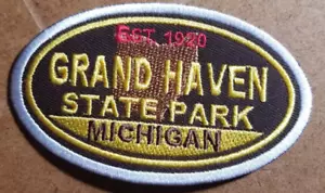 Lote de parches tamaño sombrero Grand Haven Michigan State Park de 3 piezas aprox 2,25 x 3,75" - Imagen 1 de 2
