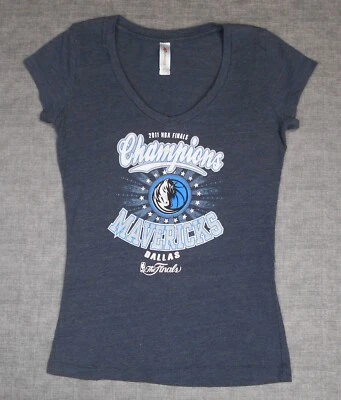 Camiseta azul para mujer Dallas Mavericks 2011 campeones de baloncesto de la NBA talla pequeña Foto 1 de 4