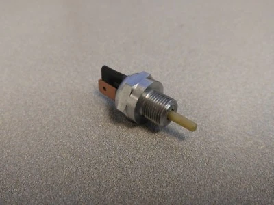 VERY NICE USED ORIGINAL PORSCHE 911 914 BOSCH SINGLE POLE BRAKE WARNING SWITCH - Изображение 1 из 3