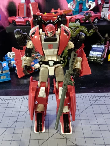 2012 Transformers Generations GDO Deluxe SWERVE Autobot Action Figure RARE Tomy Cover