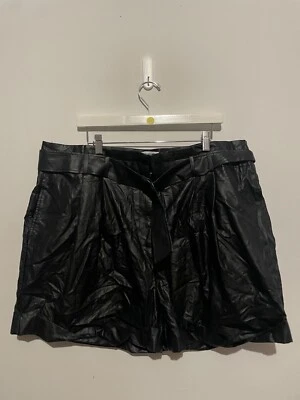 Pantalones Cortos Elizabeth and James Nuevos Sin Etiquetas Talla Grande 18W Negro Plisado Con Cinturón Foto 1 de 4