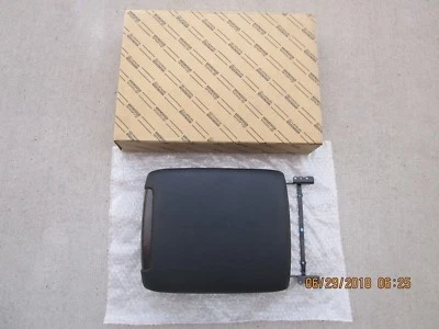 12-15 TOYOTA LAND CRUISER CON REFRIGERADOR CONSOLA CENTRAL BRAZO TAPA RESTER NEGRO NUEVO Foto 1 de 4