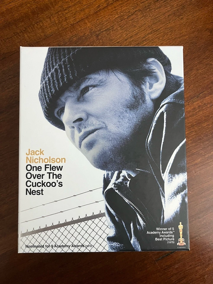 One Flew Over the Cuckoos Nest (Blu-ray, 2010, Ultimate Collectors Edition) - Image 1 of 4