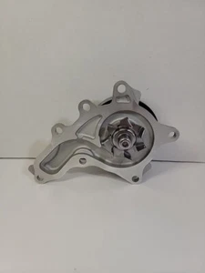 42031 Water Pump for Toyota Camry RAV4 Highlander Sienna Venza Scion tC - Picture 1 of 20