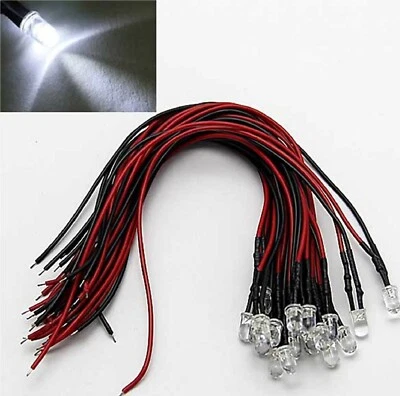 5 Pz. DIODI LED 5mm BIANCO FREDDO CABLATI alta luminosità 12V cavetti 20cm - Immagine 1 di 2
