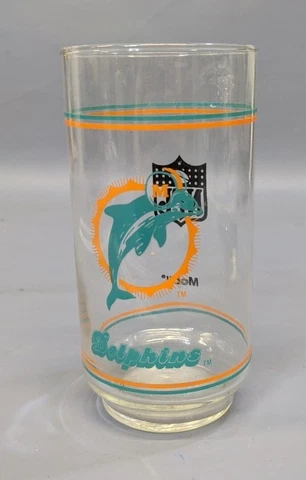 Vintage 80's Miami Dolphins NFL 14oz Drinking Glass Tumbler  NFL Mobil Gas Logo Cover