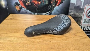 Eastern BMX Schienensitz schwarz ordentlich akzeptabler Zustand - Bild 1 von 10