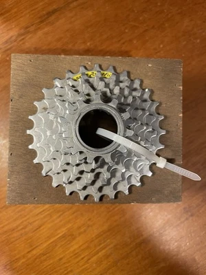 Cassette NOS Suntour Powerflow 8 velocidades 28/11 Foto 1 de 4