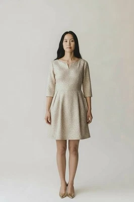 Vestido De Colección Años 50/60 Crema/Dorado Jacquard Floral Cremallera Talla 8 Hecho a Mano (defectuoso) Foto 1 de 4