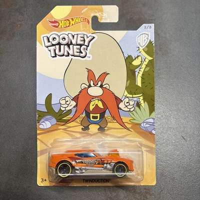 Coche fundido a presión Hot Wheels K37 Twinduction naranja Looney Tunes Yosemite Sam 2/8 Foto 1 de 2