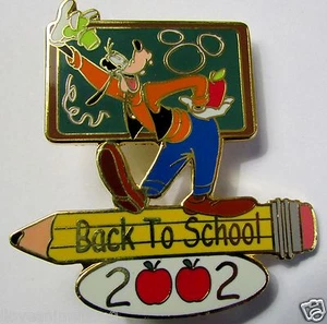 Disney DA Back To School Goofy LE 100 Pin - Picture 1 of 1