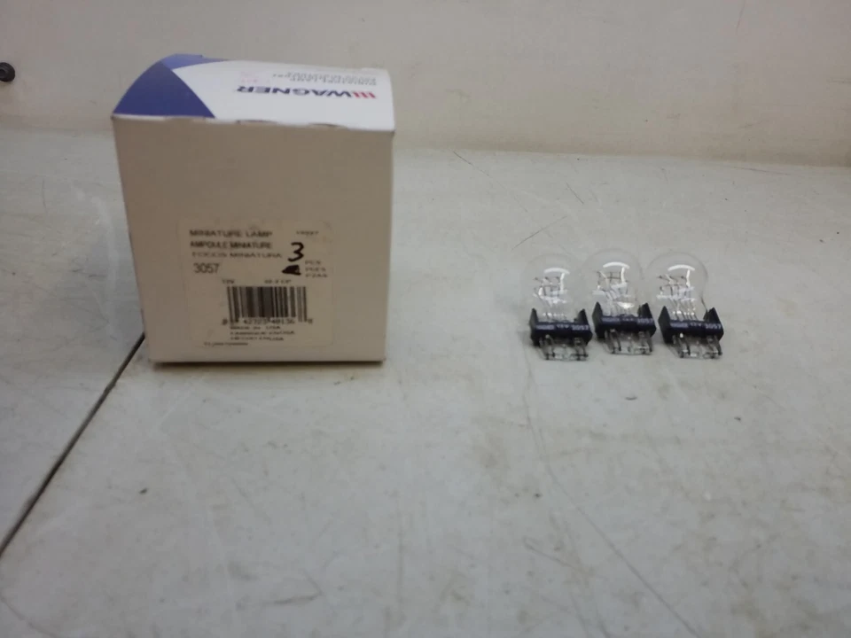 Bombilla de lámpara miniatura transparente 3057 Wagner 12 V cantidad de 3 bombillas 3057 Foto 1 de 3