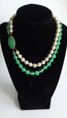 Collar de perlas de vidrio de Pekín verde jade simulado bohemio Art Deco Foto 1 de 4