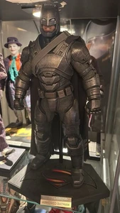 Hot Toys MMS349 DC Batman vs Superman Armoured Batman 1/6 Scale Figure Loose - Picture 1 of 5