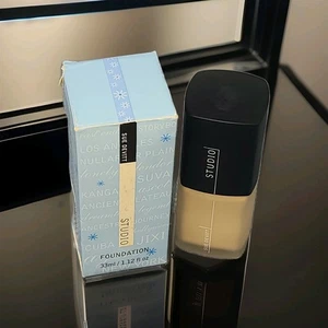 Sue Devitt Studio Foundation 1.12 Oz Quiet & Still - Picture 1 of 1