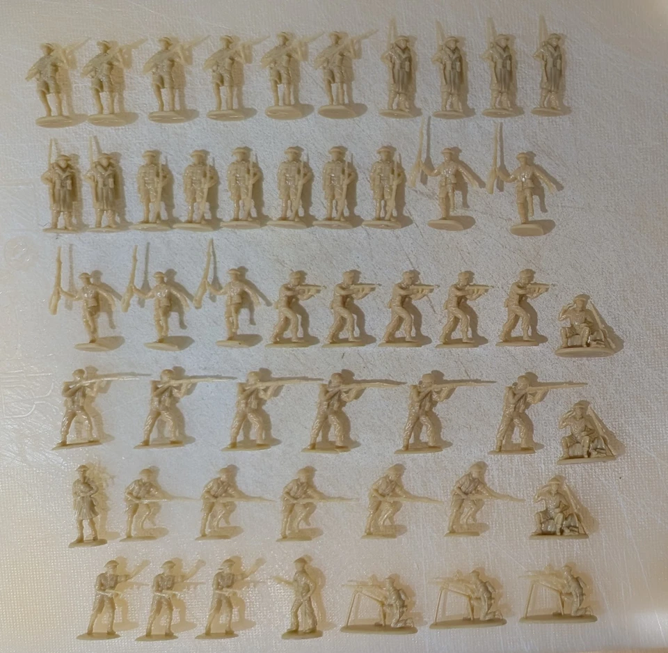 8th Army, Scottish Infantry - Revell 1/72 set 02512 - complete set soldiers - Image 1 of 1