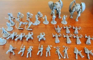MANSIONS OF MADNESS 2° ED pezzi di ricambio MINIS - MONSTER Investigator - Foto 1 di 24