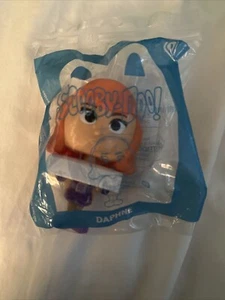 McDonalds happy meal toys 2021 scooby doo #3 daphne bobble head sealed NIB - Picture 1 of 1