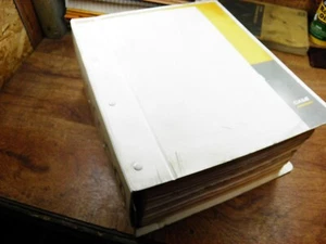 CASE 380B TRACTOR SERVICE MANUAL - Picture 1 of 9
