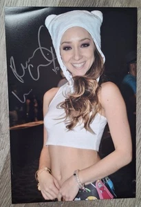 REMY LACROIX Signed 8x12" PHOTO #2 - CUTIE PIE - Picture 1 of 3