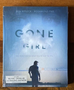 Gone Girl Blu-ray with Amazing Amy Book & Slipcover *NEW* No Digital - Picture 1 of 2