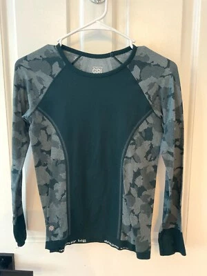 Top Athleta Niña Camuflado Manga Larga L Talla 12 Verde Foto 1 de 4